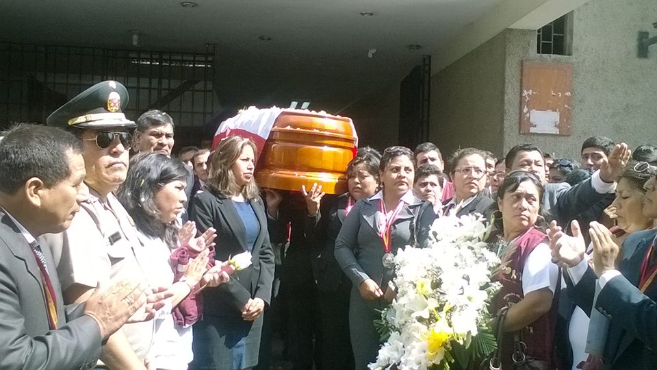 Sepultaron los restos del gobernador político de la región Lambayeque