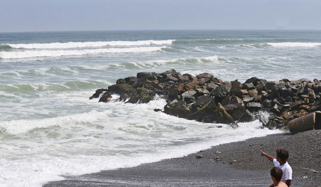 Hacen recomendaciones a siete regiones ante presencia de oleajes anómalos