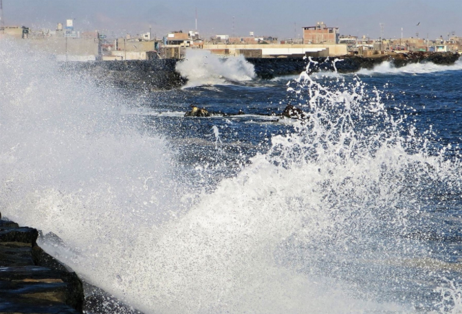 Varios puertos y caletas de la costa norte siguen cerrados por oleajes