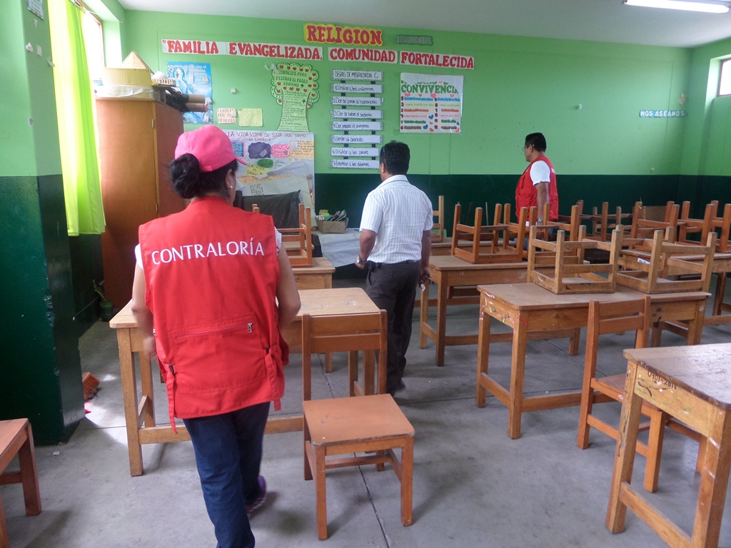 Contraloría: Deficiencias en colegios públicos del país podrían afectar metas educativas