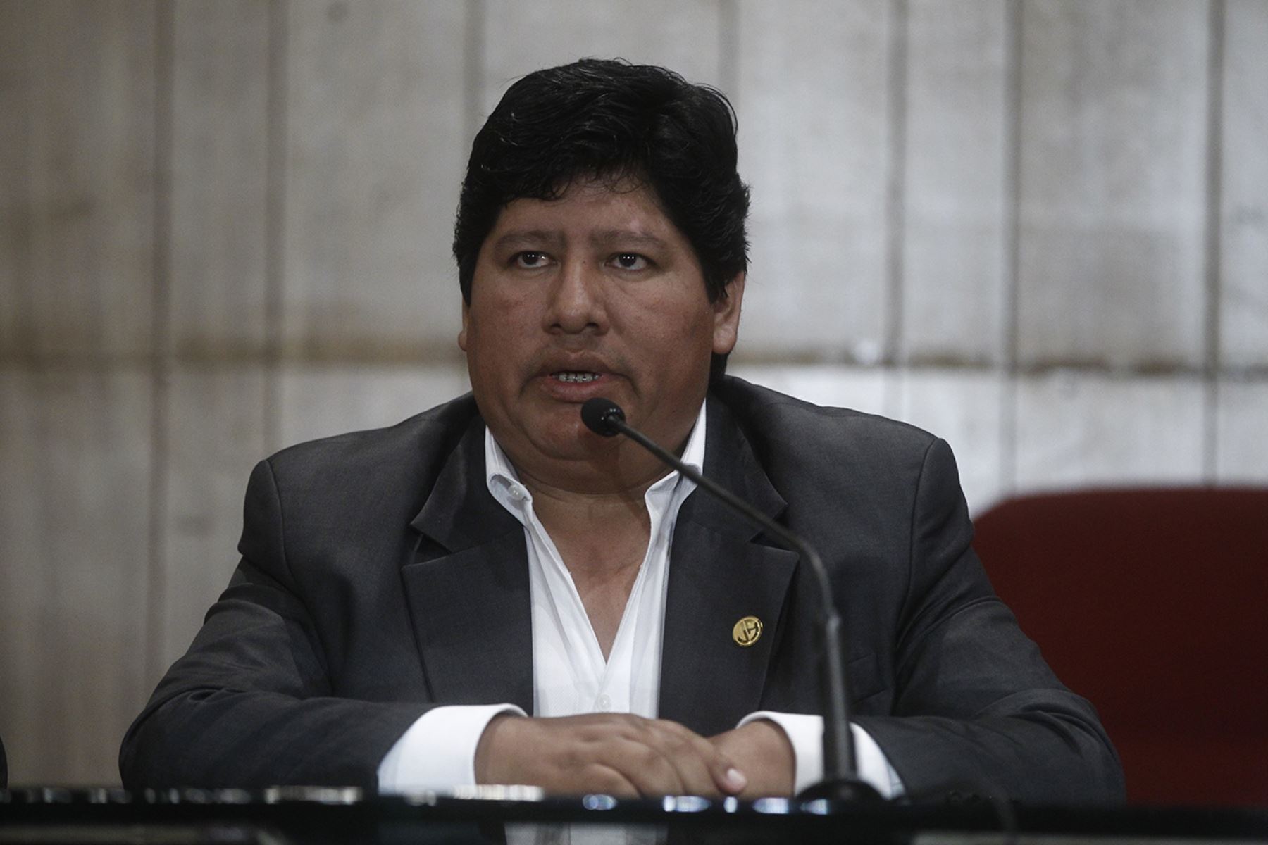 Presidente del Grupo Oviedo denuncia extorsión en su contra