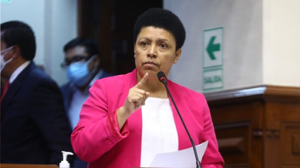 Congresista Moyano pide a la Fiscalía que investigue la frustrada remoción del coronel Harvey Colchado 