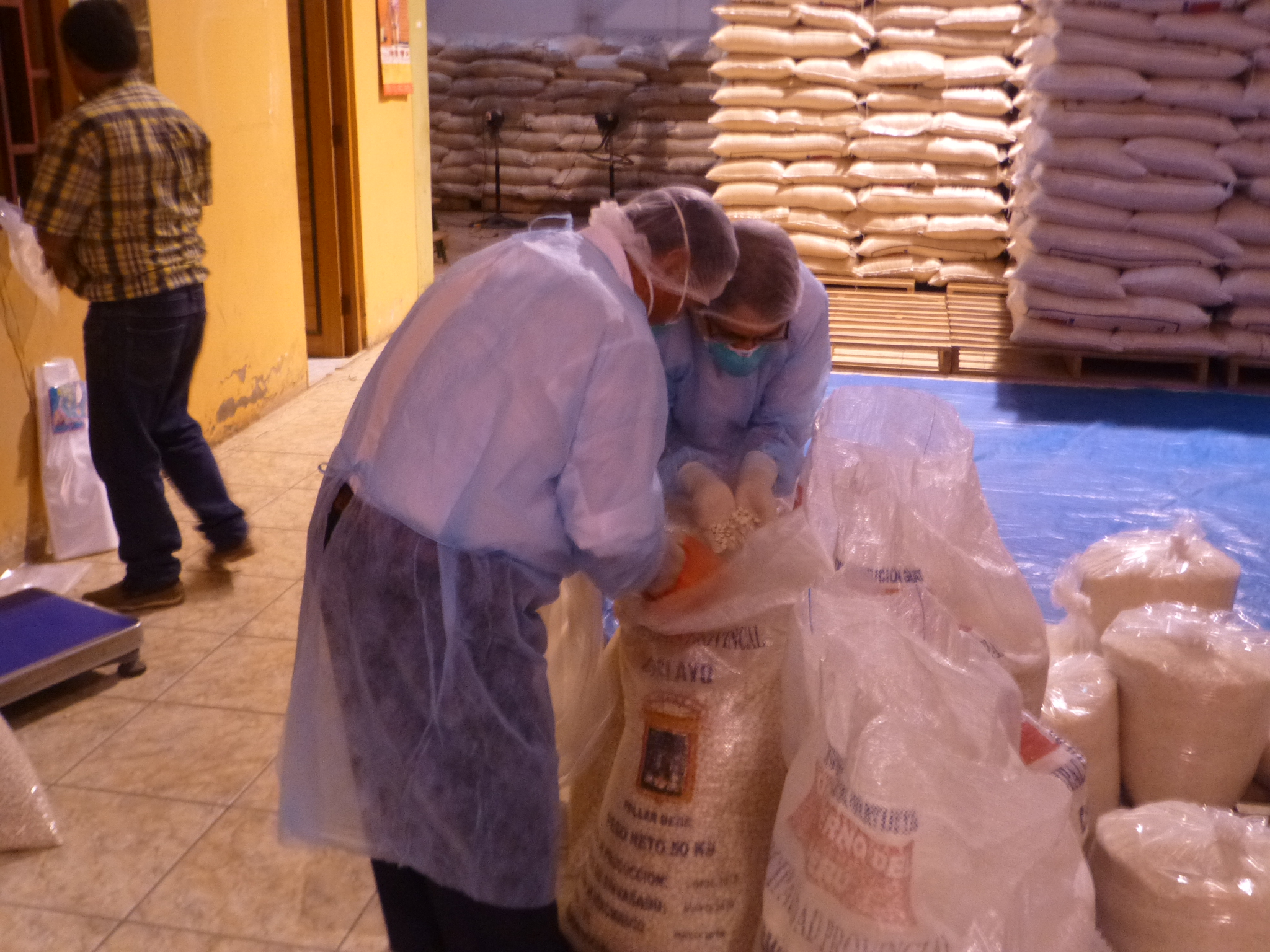 Realizan inspección sanitaria a almacén de los Programas Sociales de la MPCH