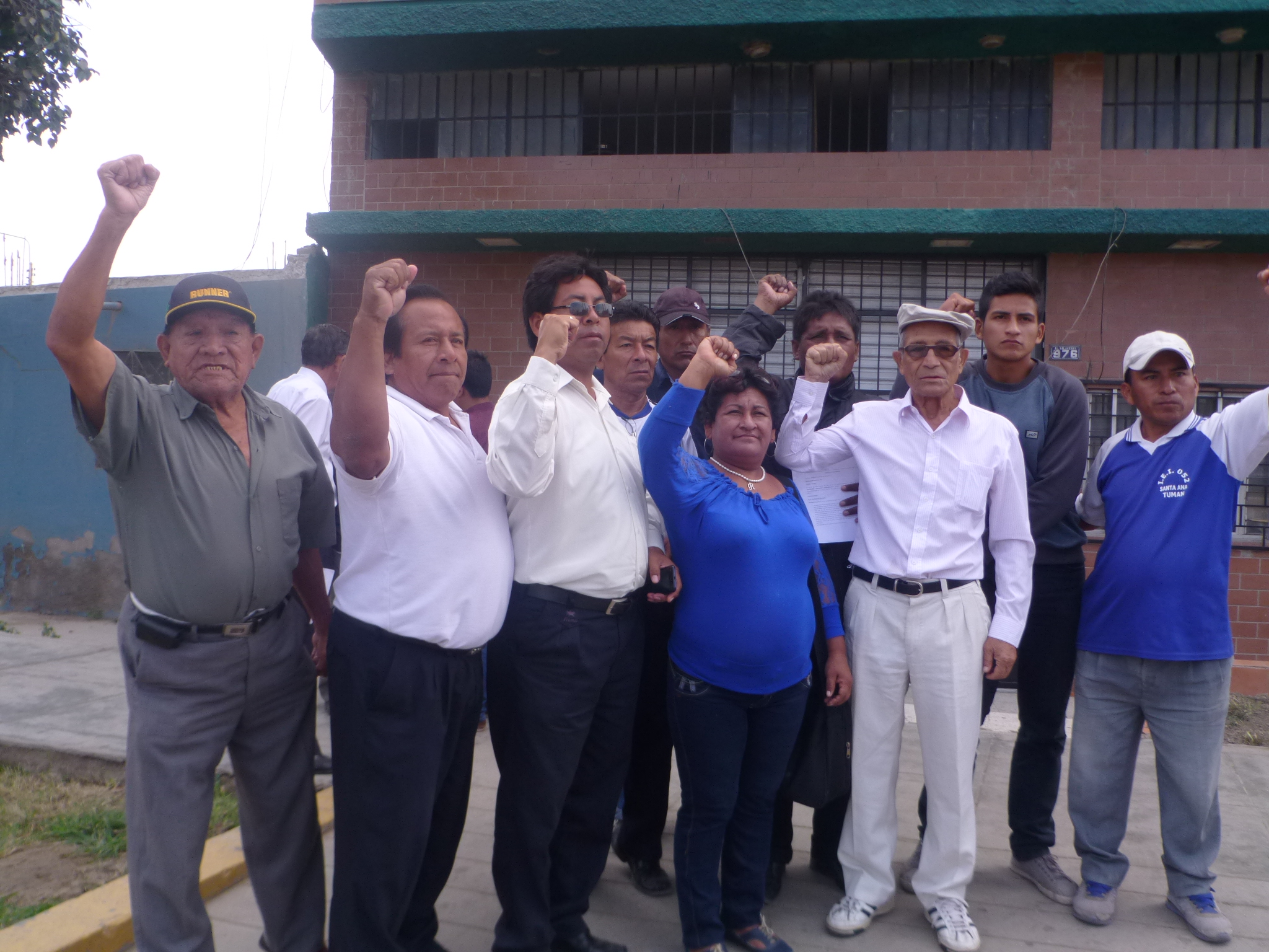 Azucareros de Tumán vuelven  a sus labores luego de tres meses de huelga