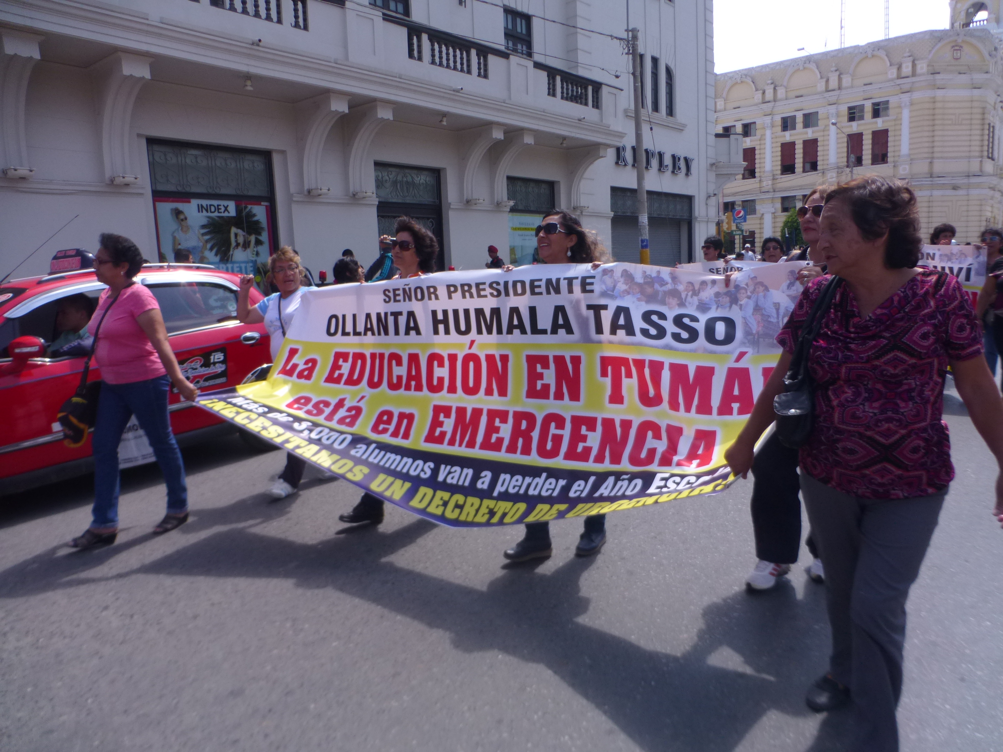 Docentes fiscalizadores de Tumán pasarán a planilla del Estado el próximo año