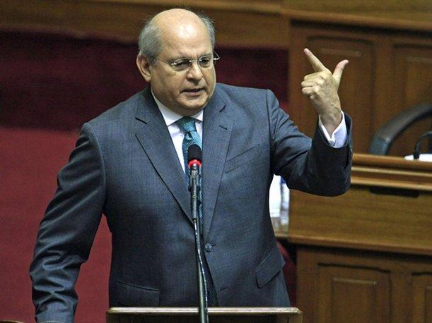   Cateriano plantea intervención de regiones con casos de corrupción