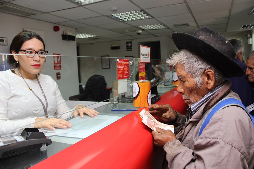 Pensión 65 inicia este 15 de octubre pagos a usuarios en 1,874 distritos del país