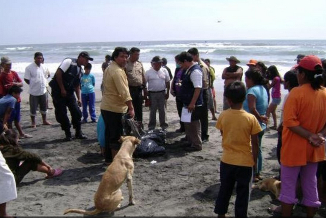Pimentel: escolar desaparece luego de ingresar al mar junto a sus compañeros