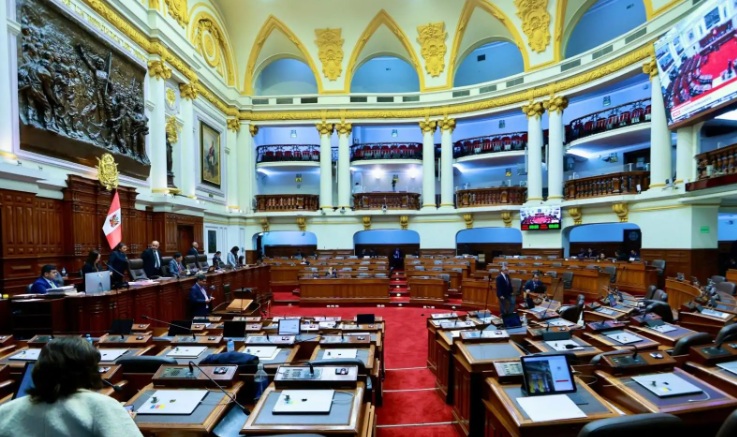 Comisión Permanente verá el lunes denuncias contra Martín Vizcarra y Betssy Chávez