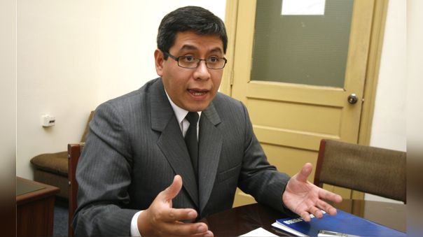 Transparencia: "Hay que investigar hasta dónde el Gobierno está vinculado a supuestas rondas campesinas" 