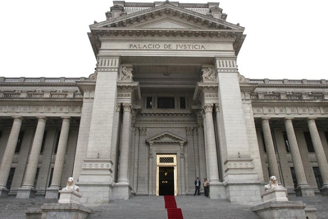 Jueces  deben presentar declaración de no afiliación a un partido político