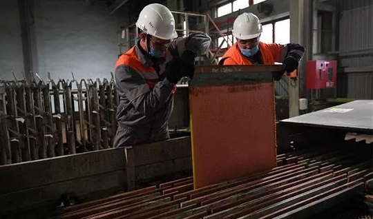 Producción de cobre alcanzó las 221.999 TM en abril de 2023: 30,5% más que en el año previo