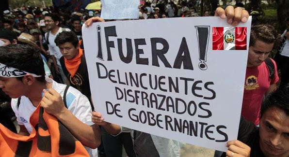 Política liberal y proceso constituyente en el Perú