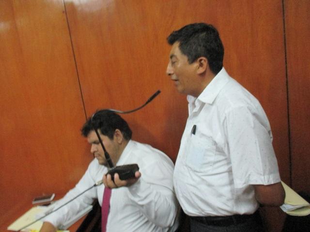 Niegan libertad a policía que cobró soborno