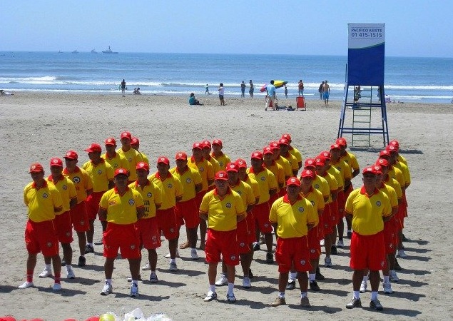 Al menos 400 policías resguardarán playas de Lambayeque este verano