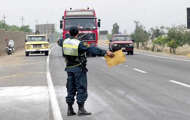 Lambayeque: 300 policías vigilarán carreteras durante feriado de Semana Santa
