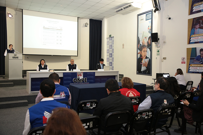 Onpe presenta diseños de cédulas de votación para el Referéndum Nacional 2018