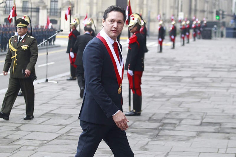 Presidente del Congreso a favor de debatir cambios a cuestionada “ley Mulder”