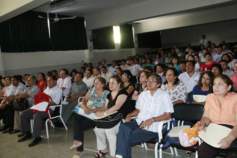 Ugel Chiclayo capacitó a casi 500 directores de colegios estatales