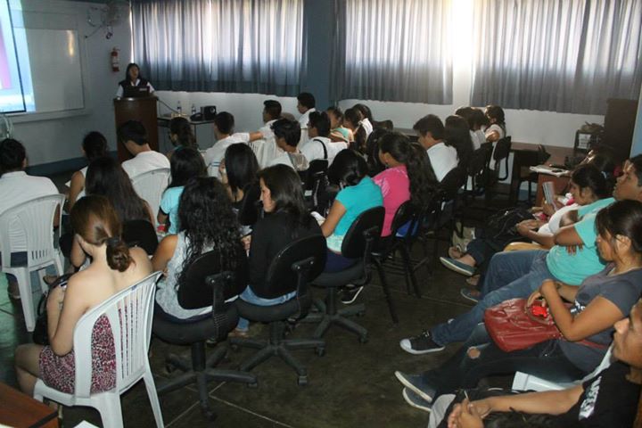 Universitarios de Chiclayo comprometidos con proyecto ambientalista