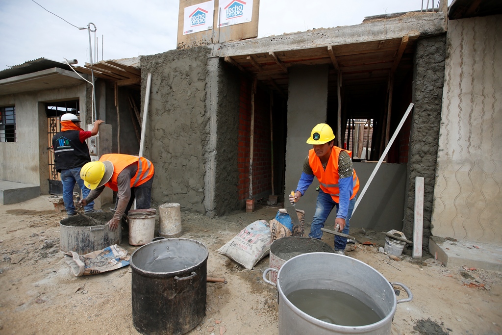 El Ejecutivo destinará 630 millones de soles para la reconstrucción de viviendas en regiones damnificadas