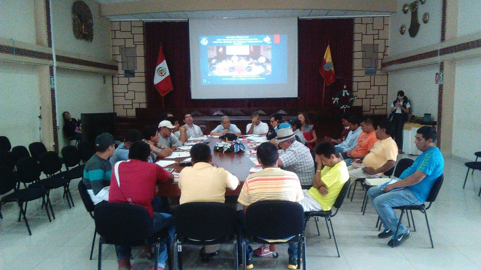  Gremios de Construcción Civil Lambayeque participan de la última reunión  del año en mesa de diálogo