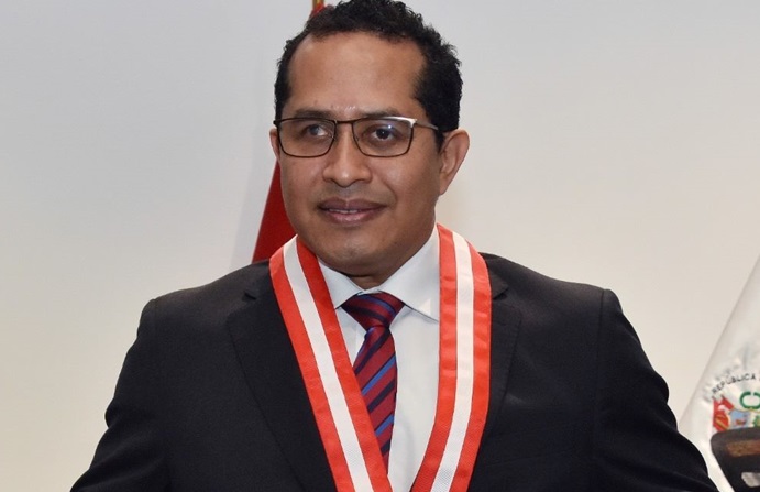  Roberto Burneo, nuevo presidente del JNE: "Daré lo mejor de mí para el próximo proceso electoral"