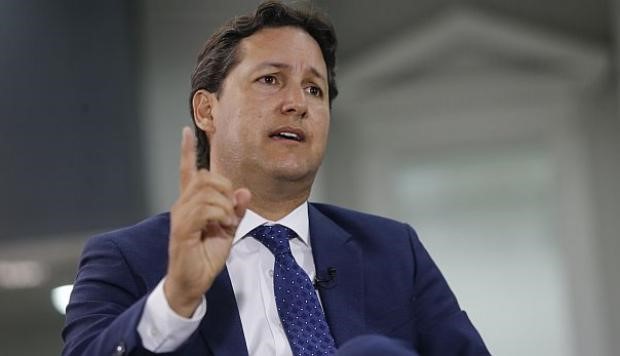 Salaverry anuncia que hoy presentará su renuncia oficial a la bancada de Fuerza Popular