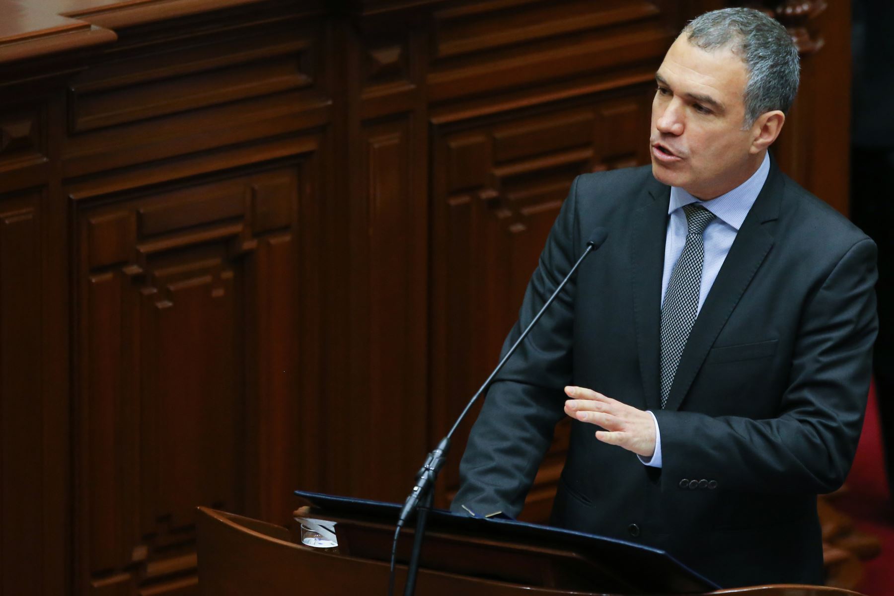 Del Solar: Meta es reducir al 2021 pobreza total a 18% y la extrema a 2.5%