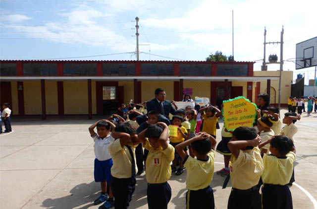 IE San Carlos participó activamente en simulacro de sismo