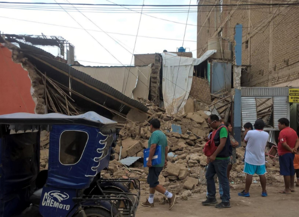 Chiclayo: se desplomó frontis de templo Juan XXIII en La Victoria