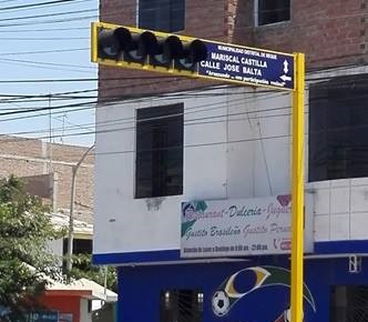 Inauguran sistema de semaforización en el distrito de Reque