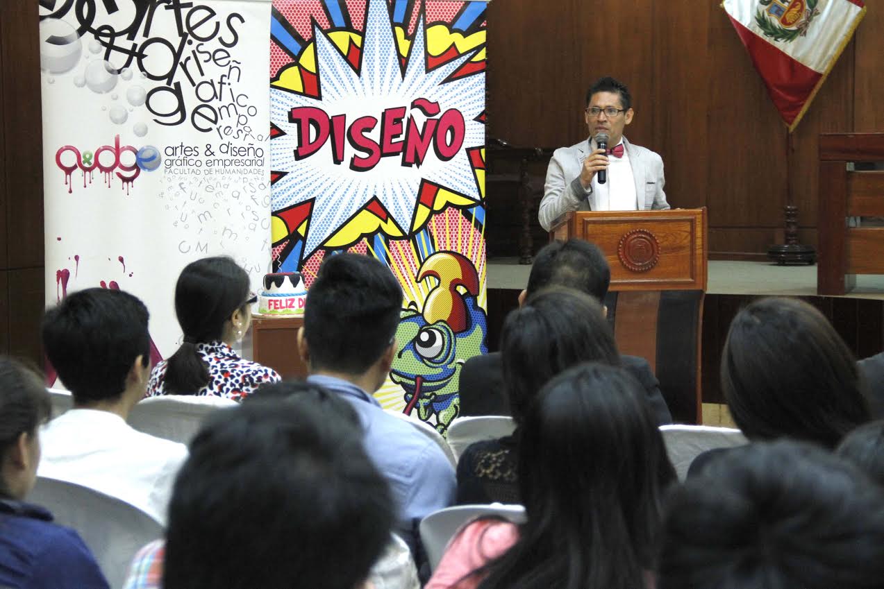 Estudiantes celebran la semana del diseñador en Chiclayo