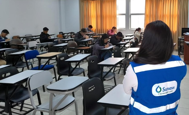 Sesenta becarios de 15 regiones del país ingresaron al programa de extensión universitaria de Sunass