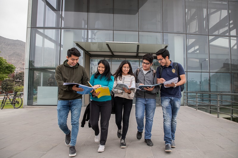 ¿Cómo estudiar becado un posgrado en una universidad top del mundo?