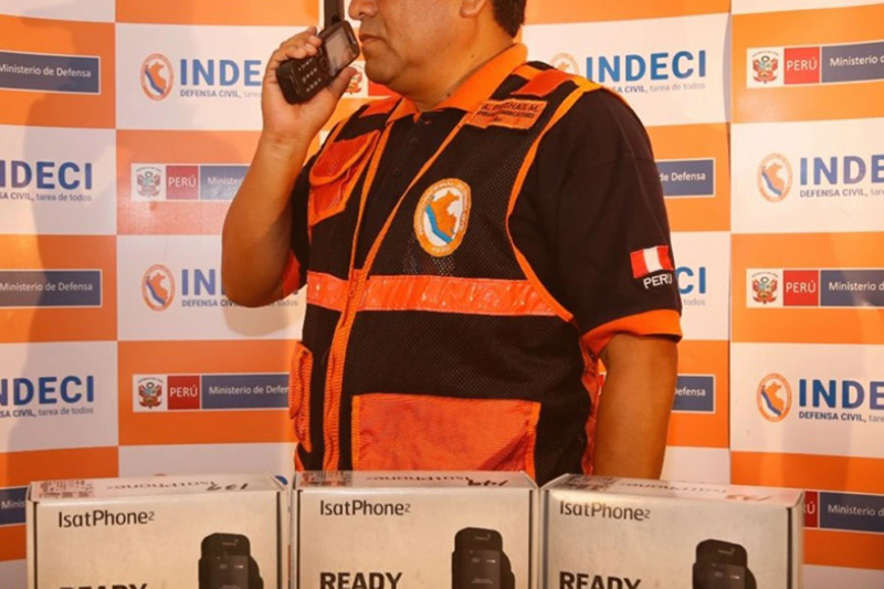 Con teléfonos de red satelital mejorarán coordinación ante emergencias