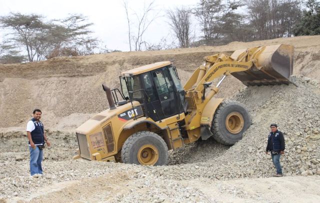 Lambayeque: mejoran caminos para disminuir daños por El Niño