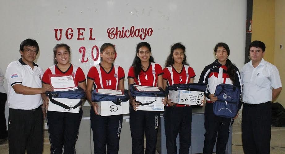 Hay 100 vacantes para los mejores estudiantes para el COAR de Lambayeque