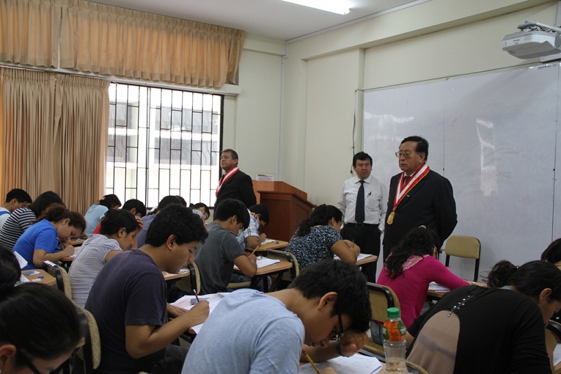 Récord de postulantes presentó la UNPRG en último examen de admisión