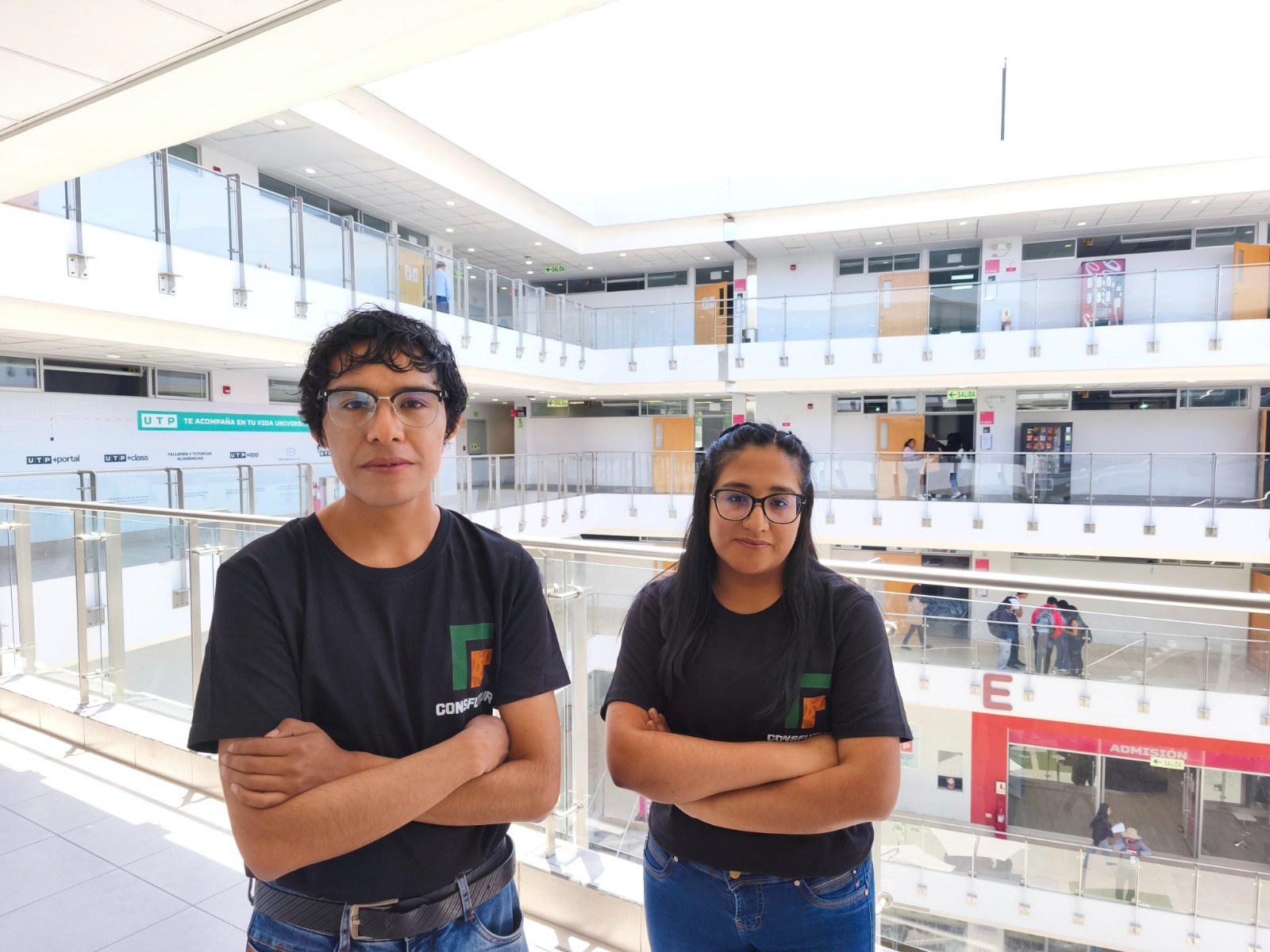 Estudiantes de la UTP crean ladrillo aislante a base de papel reciclado y mucílago de tuna