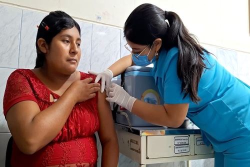 Lambayeque: 49.6% de gestantes se vacunaron contra difteria, tétanos y tos ferina