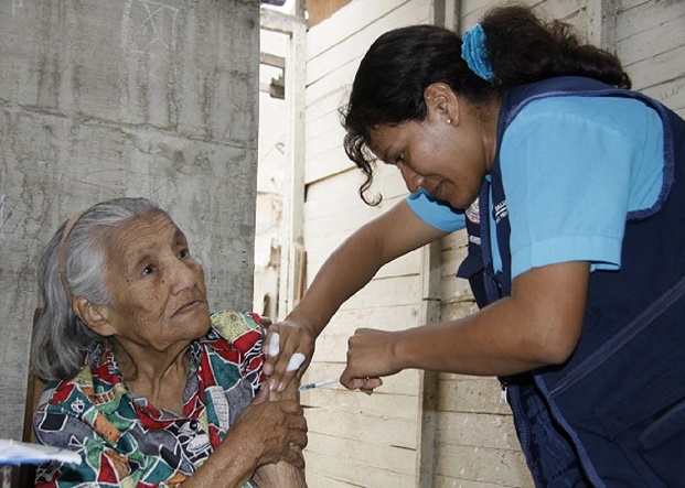 Minsa adquirió 400 mil dosis de vacunas contra el sarampión para inmunizar a adultos mayores