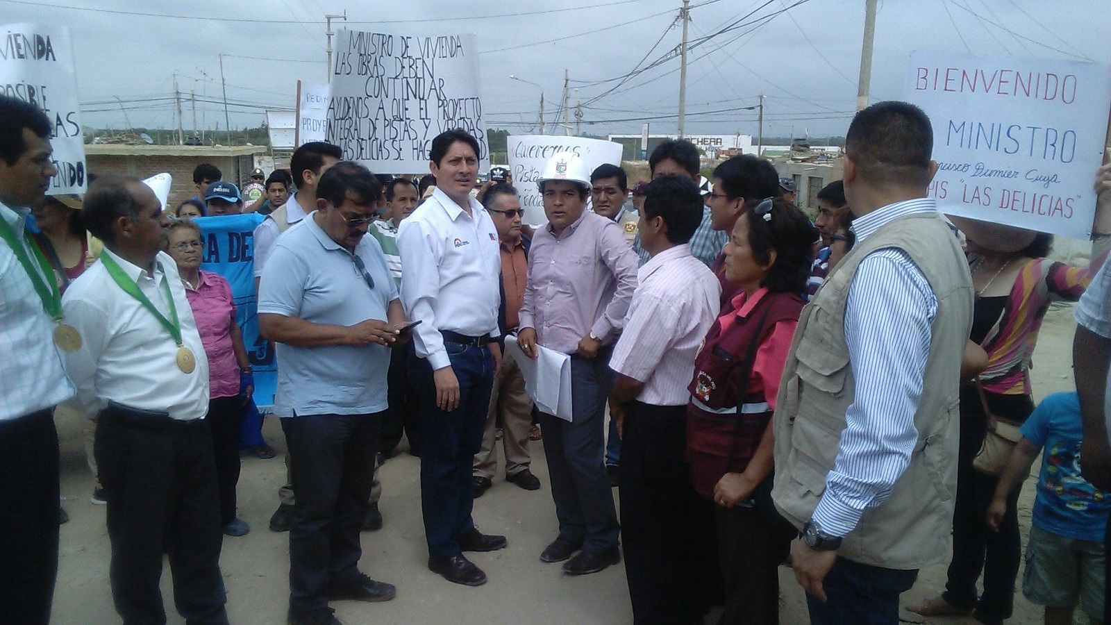 Viceministro de Vivienda llegó a Reque a inaugurar la primera Escuela Nacional de Saneamiento