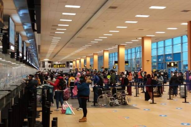 Vuelos nacionales partirán desde las 7:30 horas para evitar aglomeraciones