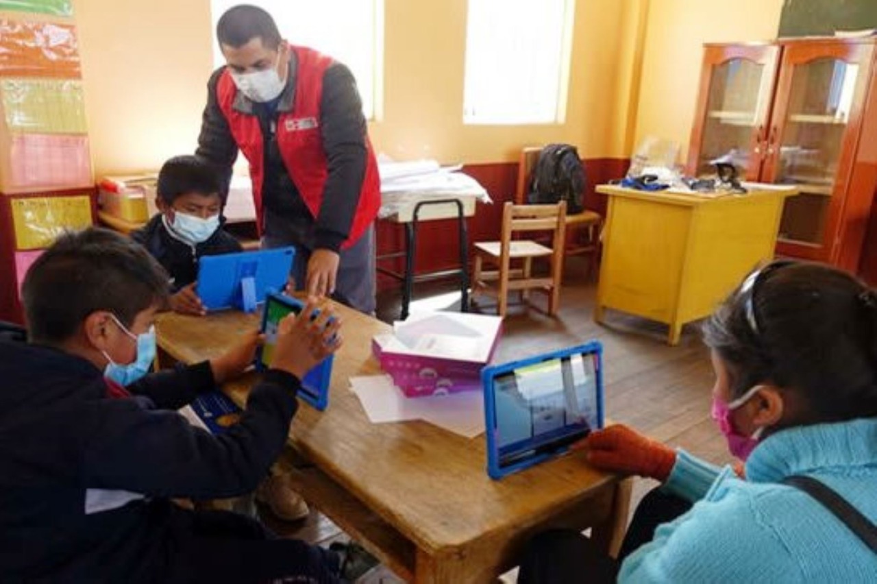 Ministro de Educación: “Retorno a clases presenciales será seguro, flexible y voluntario”