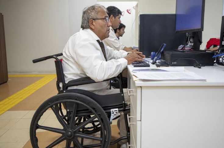 En el 2023 solo nueve entidades públicas cumplieron con la cuota laboral de personas con discapacidad