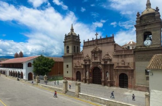 ¿Viajas en marzo? Embelésate con estos destinos y festividades ideales en regiones