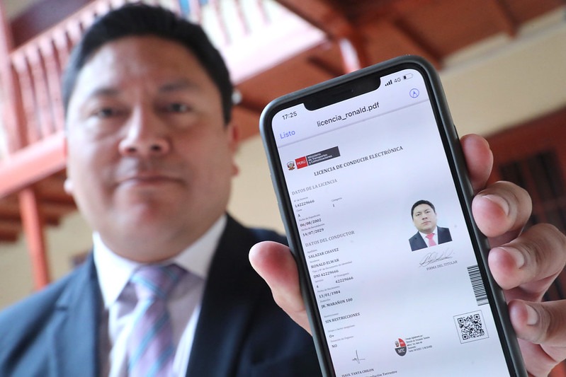 Usuarios pueden tramitar de forma remota sus brevetes para evitar las colas y aglomeraciones